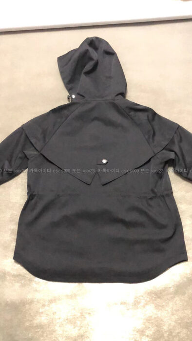 2023.02.12_[김ㅇ진 고객님 검수] 프라다 레플리카 후드 자켓 42400 2