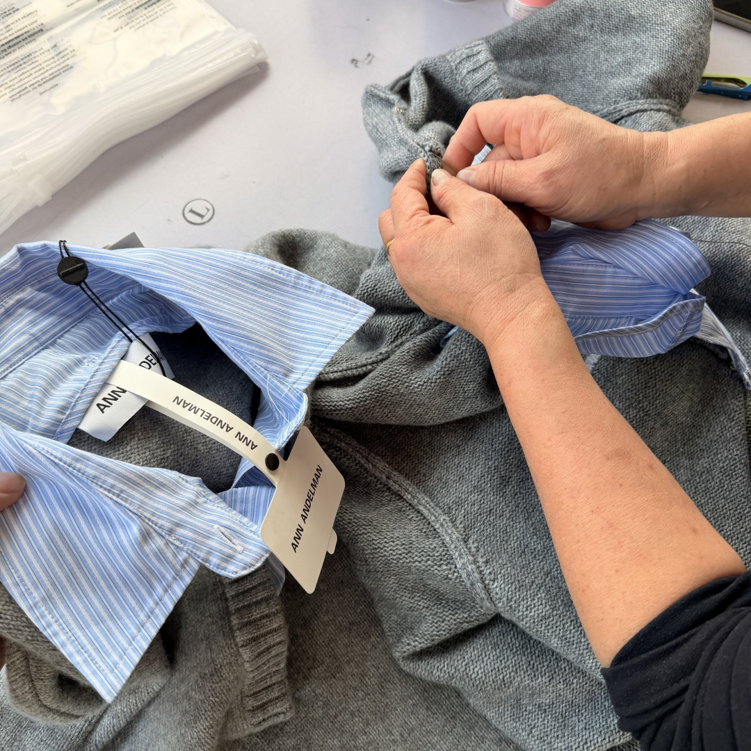 ANN ANDELMAN 페이크 레이어링 후드니트 그레이 레플리카 미러급 SA급 S급 고퀄리티 하이엔드 최상급 의류 [여성] 10