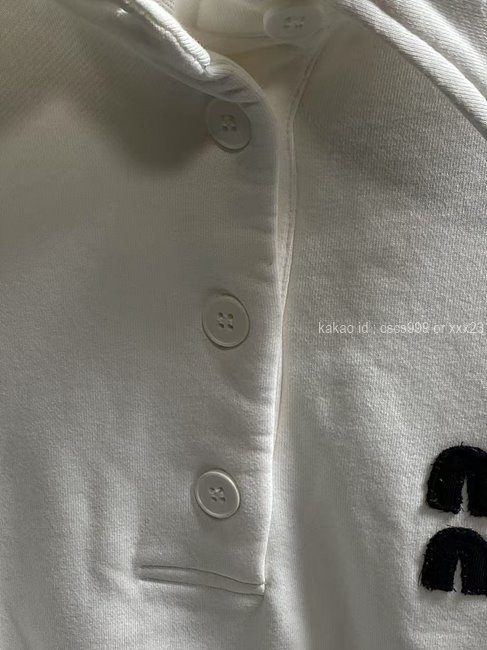2025.04.10_[이ㅇㅇ 고객님 주문제품 검수사진] 미우미우 긴팔 카라티셔츠 레플리카 미러급 SA급 S급 고퀄리티 4