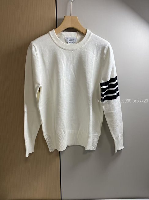 2025.04.16_[이ㅇㅇ 고객님 주문제품 검수사진] 톰브라운 긴팔 라운드 니트티셔츠 레플리카 미러급 SA급 S급 고퀄리티