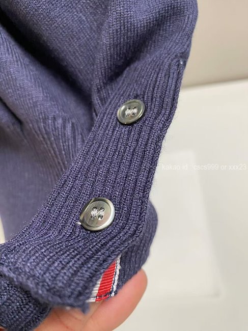 2025.04.18_[이ㅇㅇ 고객님 주문제품 검수사진] 톰브라운 긴팔 라운드 니트티셔츠 레플리카 미러급 SA급 S급 고퀄리티 5