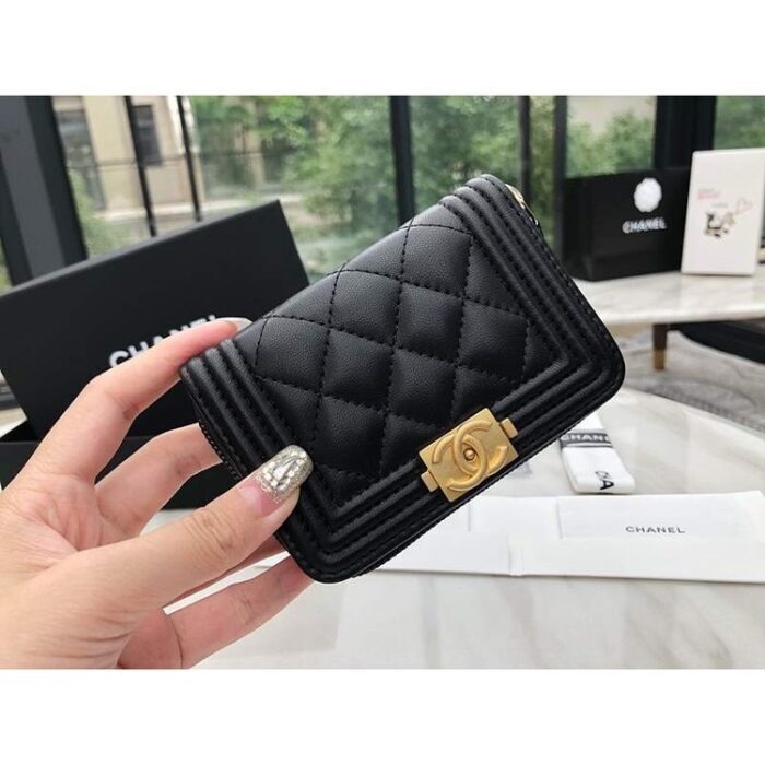 샤넬 보이 카드지갑 지퍼돌이 캐비어 지갑 레플리카 미러급 SA급 S급 고퀄리티  [여성] - best