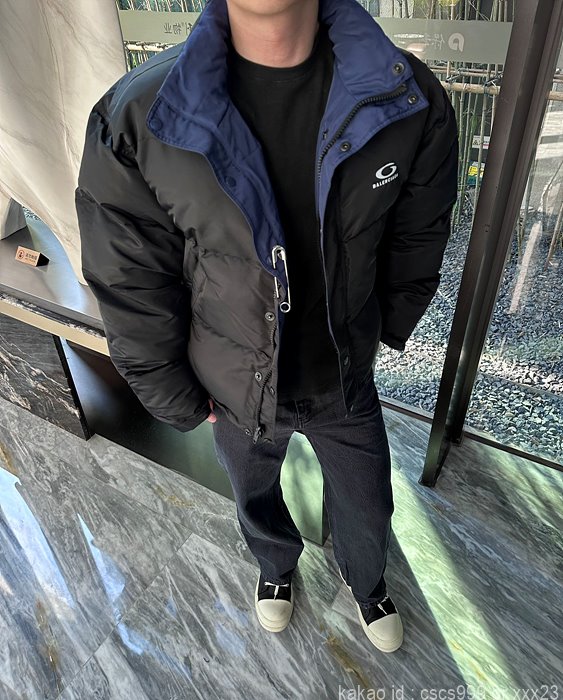 발렌시아가 양면 패딩 점퍼 레플리카 미러급 SA급 S급 고퀄리티 의류 [남성여성공용] 2