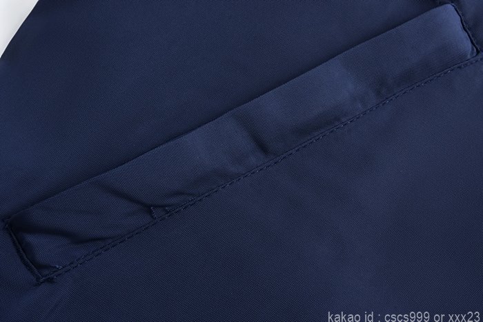 발렌시아가 양면 패딩 점퍼 레플리카 미러급 SA급 S급 고퀄리티 의류 [남성여성공용] 23