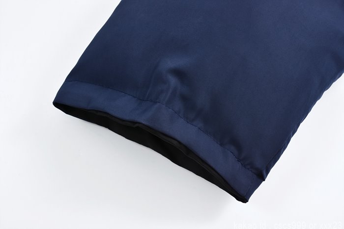 발렌시아가 양면 패딩 점퍼 레플리카 미러급 SA급 S급 고퀄리티 의류 [남성여성공용] 25