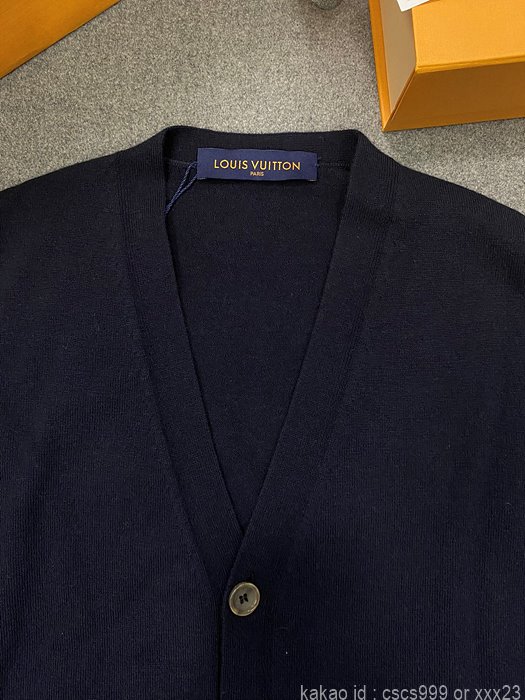 루이비통 가디건 ( 2 color ) 레플리카 미러급 SA급 S급 고퀄리티 의류 [남성] best 17
