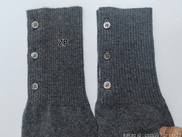 톰브라운 가디건 레플리카 미러급 SA급 S급 고퀄리티 의류 [남성여성공용] best 6