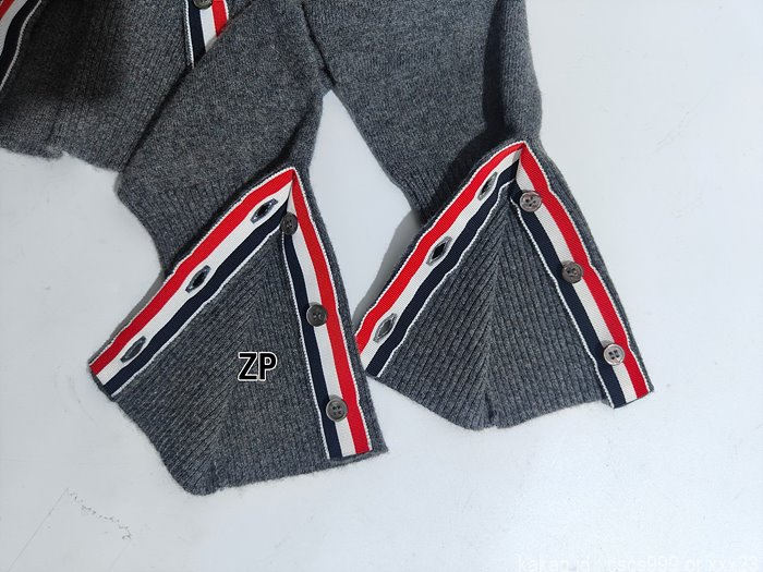 톰브라운 가디건 레플리카 미러급 SA급 S급 고퀄리티 의류 [남성여성공용] best 25