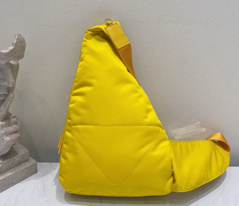 프라다 리나일론 슬링백 (2COLOR) 레플리카 미러급 SA급 S급 고퀄리티 가방 크로스백 [남성여성공용] 최상급 하이엔드 - best 12