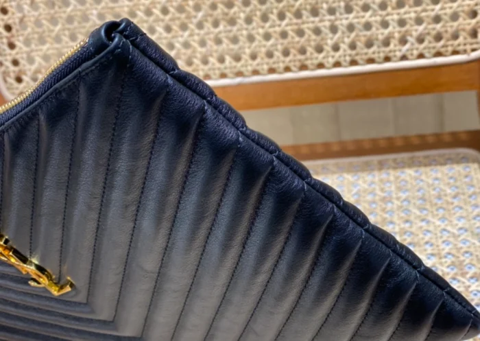 생로랑 모노그램 클러치 미디움 레플리카 미러급 SA급 S급 고퀄리티  [여성] 7