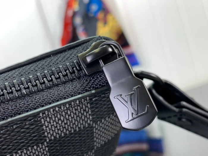 루이비통 테이크오프 파우치 레플리카 미러급 SA급 S급 고퀄리티 클러치 [남성여성공용] - best 7