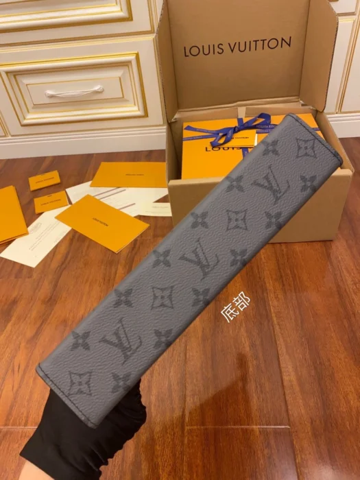 루이비통 포쉐트 보야주 파우치 클러치백 레플리카 미러급 SA급 S급 고퀄리티  [남성여성공용] 5