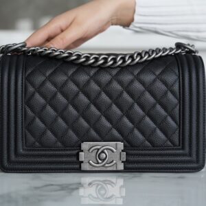 샤넬 레플리카 보이백 캐비어 은장 미듐 [블랙]
