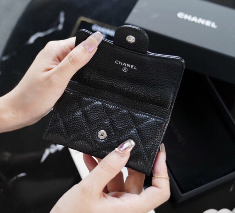 샤넬 클래식 캐비어 플랩 카드지갑 레플리카 미러급 SA급 S급 고퀄리티  [여성] - best 17