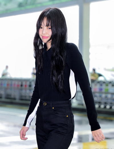 샤넬 레플리카 체인 골든볼 쁘띠삭 램스킨 숄더백 블랙 금장 3