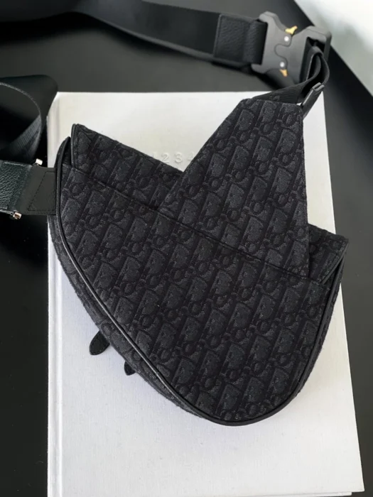 디올 새들백 블랙 오블리크 자카드 레플리카 미러급 SA급 S급 고퀄리티 가방 숄더백 [남성여성공용] best  10