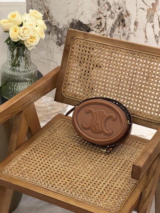 셀린느 레플리카 퀴르 트리옹프 오벌백 8