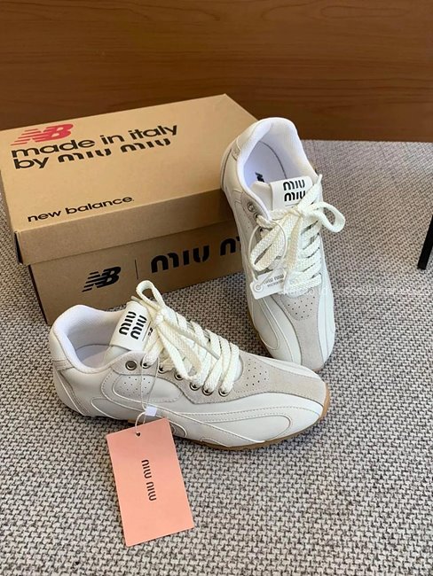 미우미우 X 뉴발란스 530 스니커즈 (6 color) 레플리카 미러급 SA급 S급 고퀄리티 최상급 하이엔드 콜라보 신발 [남성여성공용] 3