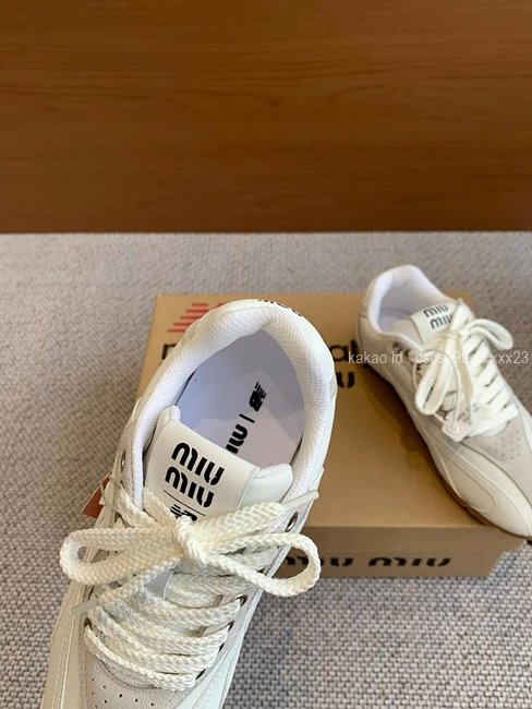 미우미우 X 뉴발란스 530 스니커즈 (6 color) 레플리카 미러급 SA급 S급 고퀄리티 최상급 하이엔드 콜라보 신발 [남성여성공용] 4