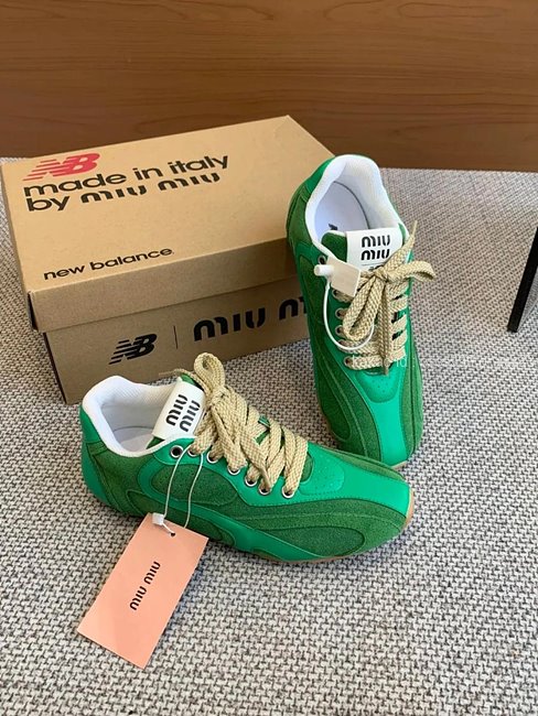 미우미우 X 뉴발란스 530 스니커즈 (6 color) 레플리카 미러급 SA급 S급 고퀄리티 최상급 하이엔드 콜라보 신발 [남성여성공용] 21