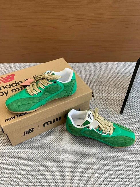미우미우 X 뉴발란스 530 스니커즈 (6 color) 레플리카 미러급 SA급 S급 고퀄리티 최상급 하이엔드 콜라보 신발 [남성여성공용] 28
