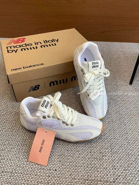 미우미우 X 뉴발란스 530 스니커즈 (6 color) 레플리카 미러급 SA급 S급 고퀄리티 최상급 하이엔드 콜라보 신발 [남성여성공용] 31