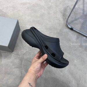 발렌시아가 크록스 샌들 슬리퍼 레플리카 미러급 SA급 S급 고퀄리티 최상급 하이엔드 신발 [남성여성공용]