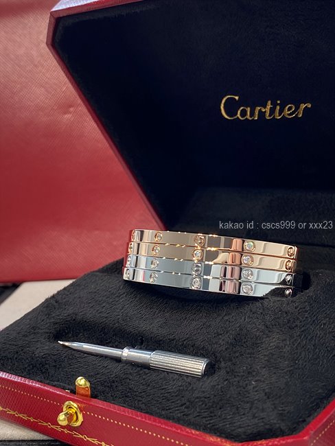 까르띠에 러브팔찌 (3 color) 레플리카 미러급 SA급 S급 고퀄리티 최상급 하이엔드 악세사리 [남성여성공용] - best 33