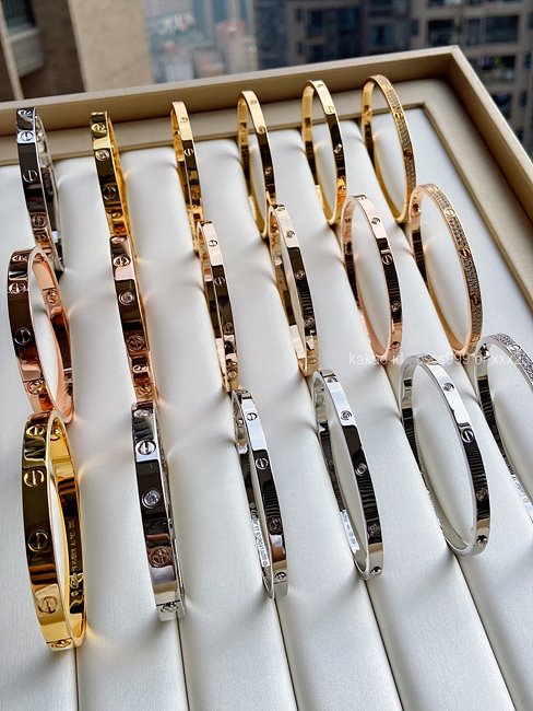 까르띠에 러브팔찌 (3 color) 레플리카 미러급 SA급 S급 고퀄리티 최상급 하이엔드 악세사리 [남성여성공용] - best 89