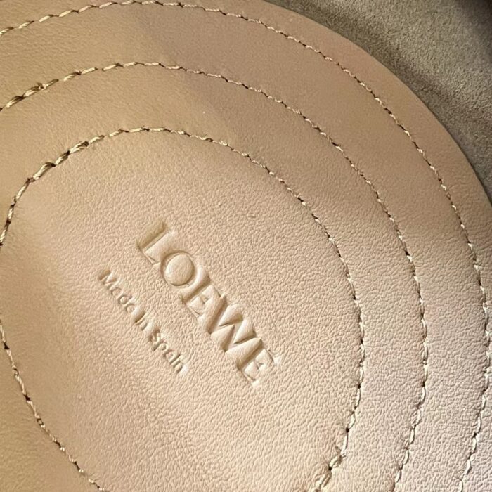 로에베 레플리카 스몰 파세오백 12