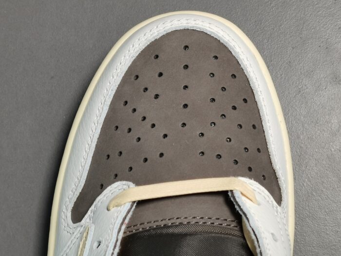 나이키 레플리카 에어 조던 1 트래비스 스캇 리버스 모카 로우 DM7866-162 9