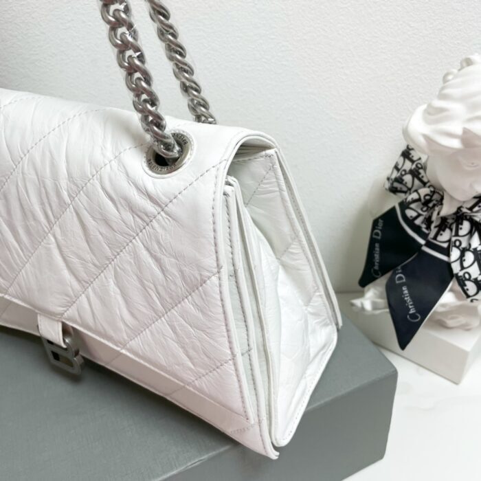 발렌시아가 레플리카 퀼트 크러쉬 미디움 체인백 옵틱 화이트 7