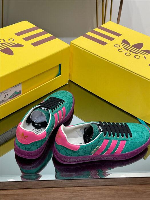 구찌-레플리카-아디다스-오리지널-gg-캔버스-가젤-스니커즈-명품 레플리카 미러 SA급 구찌 레플리카 아디다스 오리지널 GG 캔버스 가젤 스니커즈 14