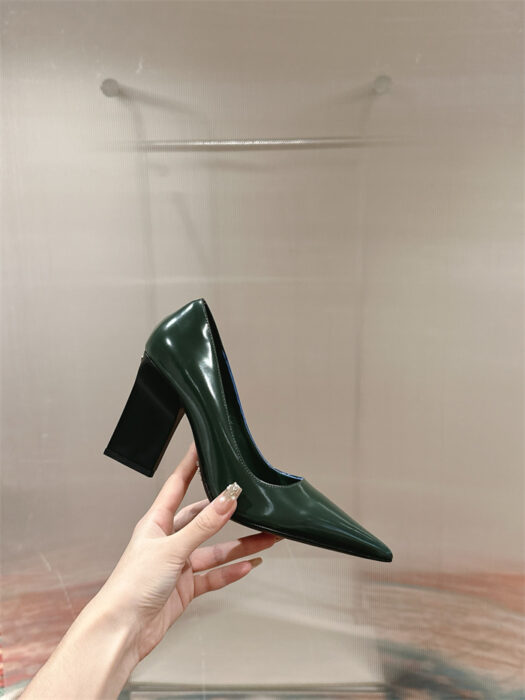 프라다 레플리카 브러시드 펌프스 힐 (굽높이7.5CM) P64916 33