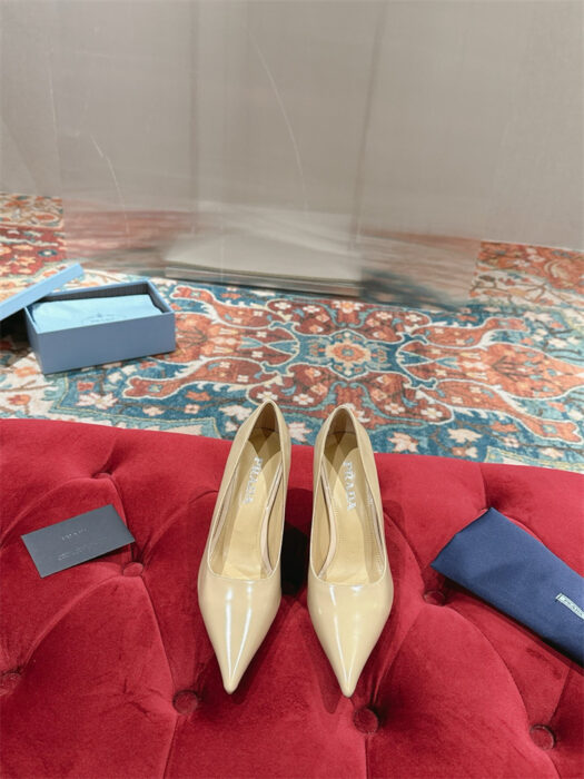 프라다 레플리카 브러시드 펌프스 힐 (굽높이7.5CM) P64916 20