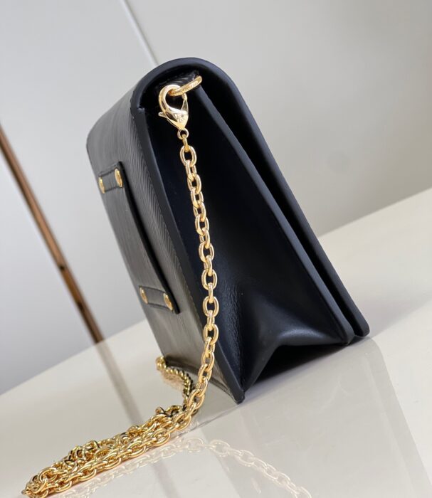 루이비통 레플리카 트위스트 벨트 체인 파우치 M68750 4