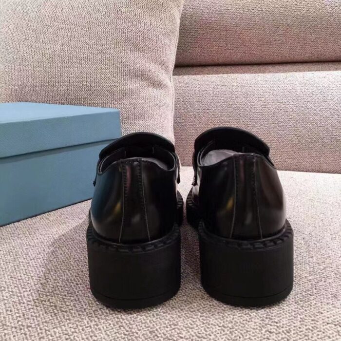 프라다 레플리카 초콜렛 트라이앵글 로고 브러쉬드 로퍼 블랙 1D246M 7