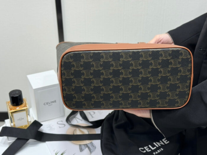 셀린느 레플리카 스몰 버킷 - 트리옹프 캔버스 & 카프스킨 탠 191442CAS.04LU 12