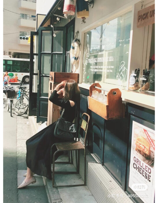 입생로랑 레플리카 니키 미디엄 빈티지 숄더백 6331580EN041000 9