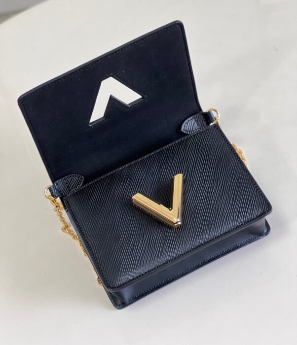 루이비통 레플리카 트위스트 벨트 체인 파우치 M68750 5