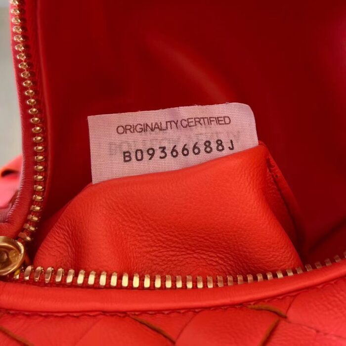 보테가베네타 레플리카 레드 인트레치아토 미니 조디 11