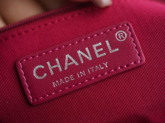 샤넬 레플리카 가브리엘 라지 카프스킨 호보백 블랙 8