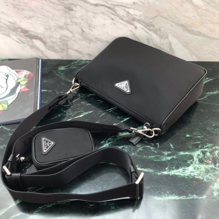 프라다 리나일론 사피아노 가죽 숄더백 [매장-260만원대] 레플리카 미러급 SA급 S급 고퀄리티 best 크로스백 [남성여성공용] 22