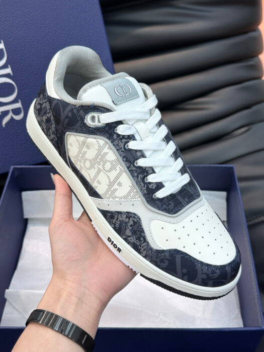 디올 레플리카 B27 로우탑 스니커즈 화이트블랙 미러급 SA급 S급 고퀄리티 신발 best [남성여성공용]