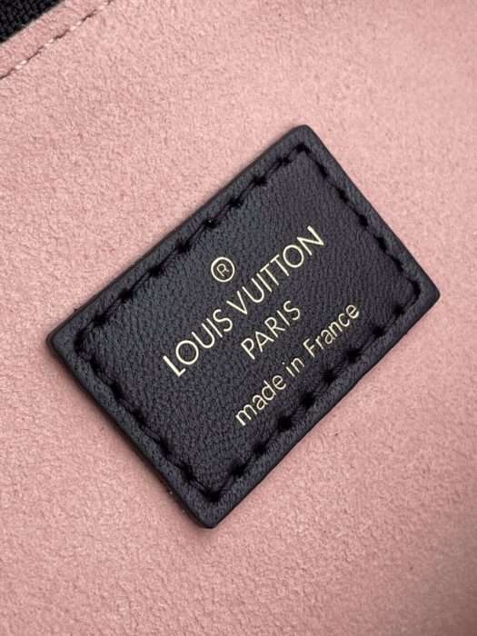 루이비통 레플리카 앙프렝뜨 쿠상 숄더백 25