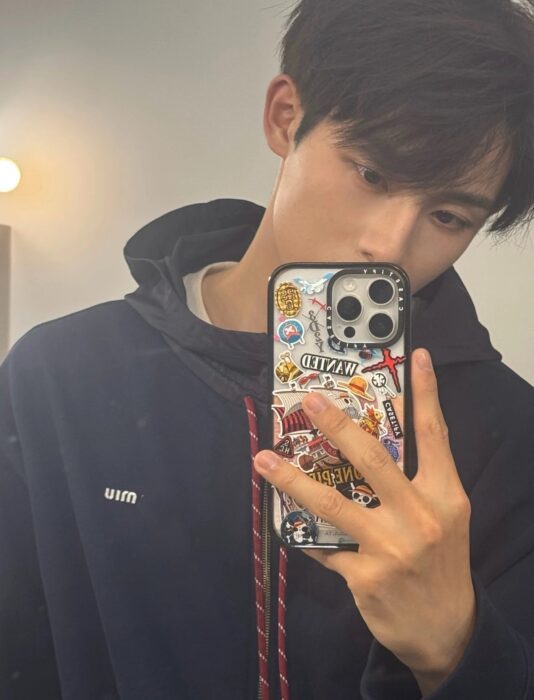 미우미우 코튼 플리스 지퍼 후드집업 블루 레플리카 미러급 SA급 S급 고퀄리티 하이엔드 최상급 의류 [남성여성공용] 12