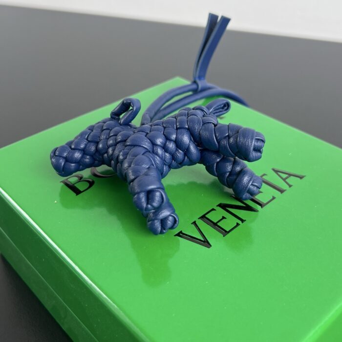 보테가베네타 도그 참 블루 807068 레플리카 미러급 SA급 S급 고퀄리티 최상급 하이엔드 악세사리 [남성여성공용] 6