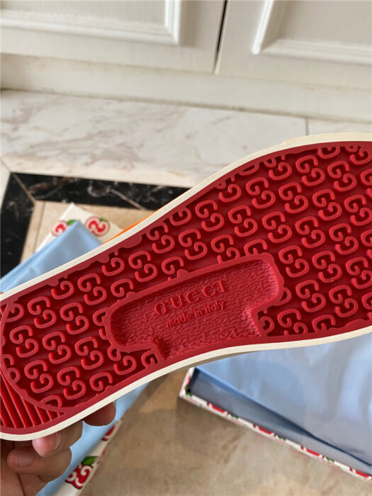 구찌 레플리카 GG 슈프림 테니스 슬립온 스니커즈 19