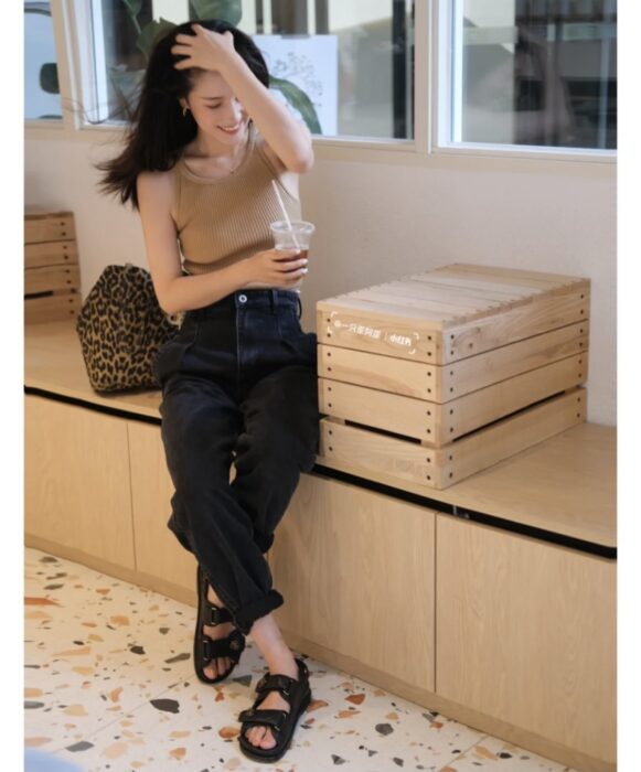 샤넬 레플리카 에폭시 CC코인 벨크로 샌들 [블랙] 24