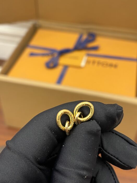 루이비통 레플리카 멀티 포쉐트 악세수아 M44840 23